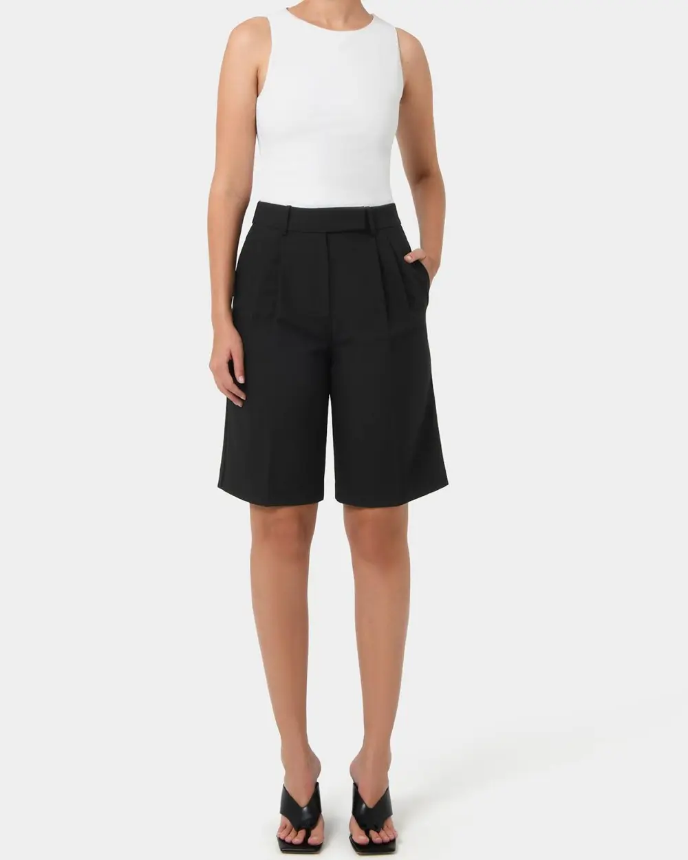 Tailored Mid-rise Bermuda Short
