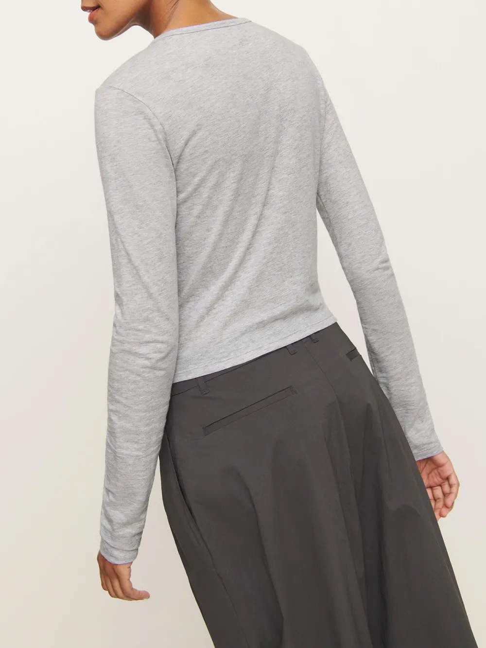 Fitted Crew Neck Long Sleeve Knit Top