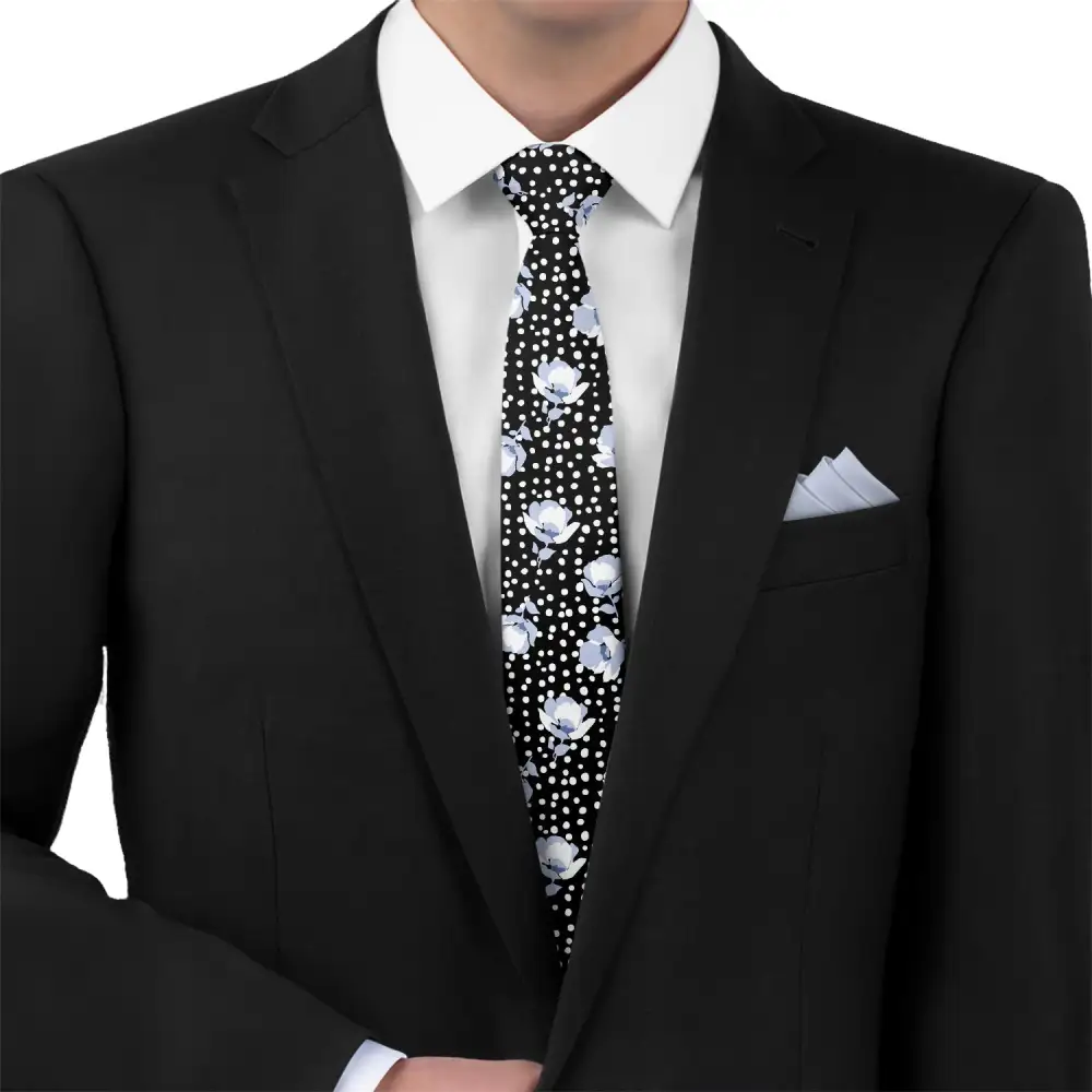 Distinctive Floral Detail Necktie