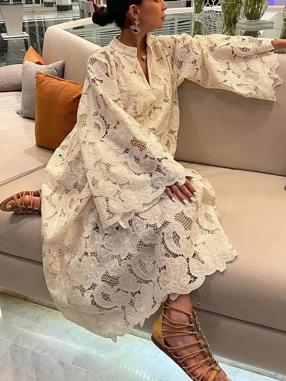 Casual Sleeve Lace V Maxi Dress