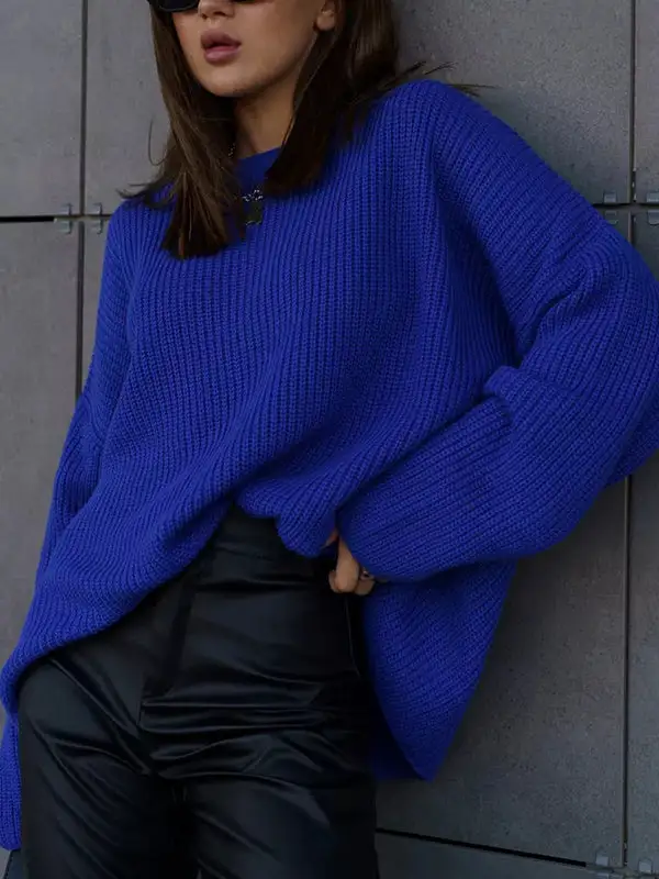 Paneled Round Neck Long Sleeve Relaxed Fit Relaxed Shape Sweater