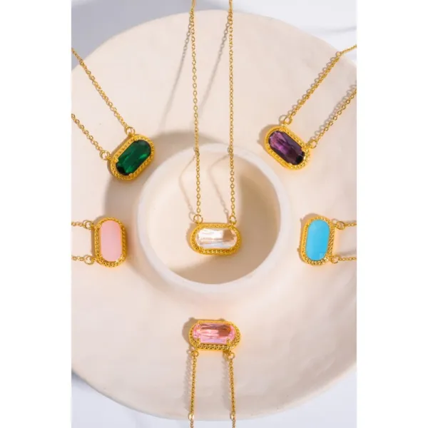 14K Gold Pleated Pendant Necklace