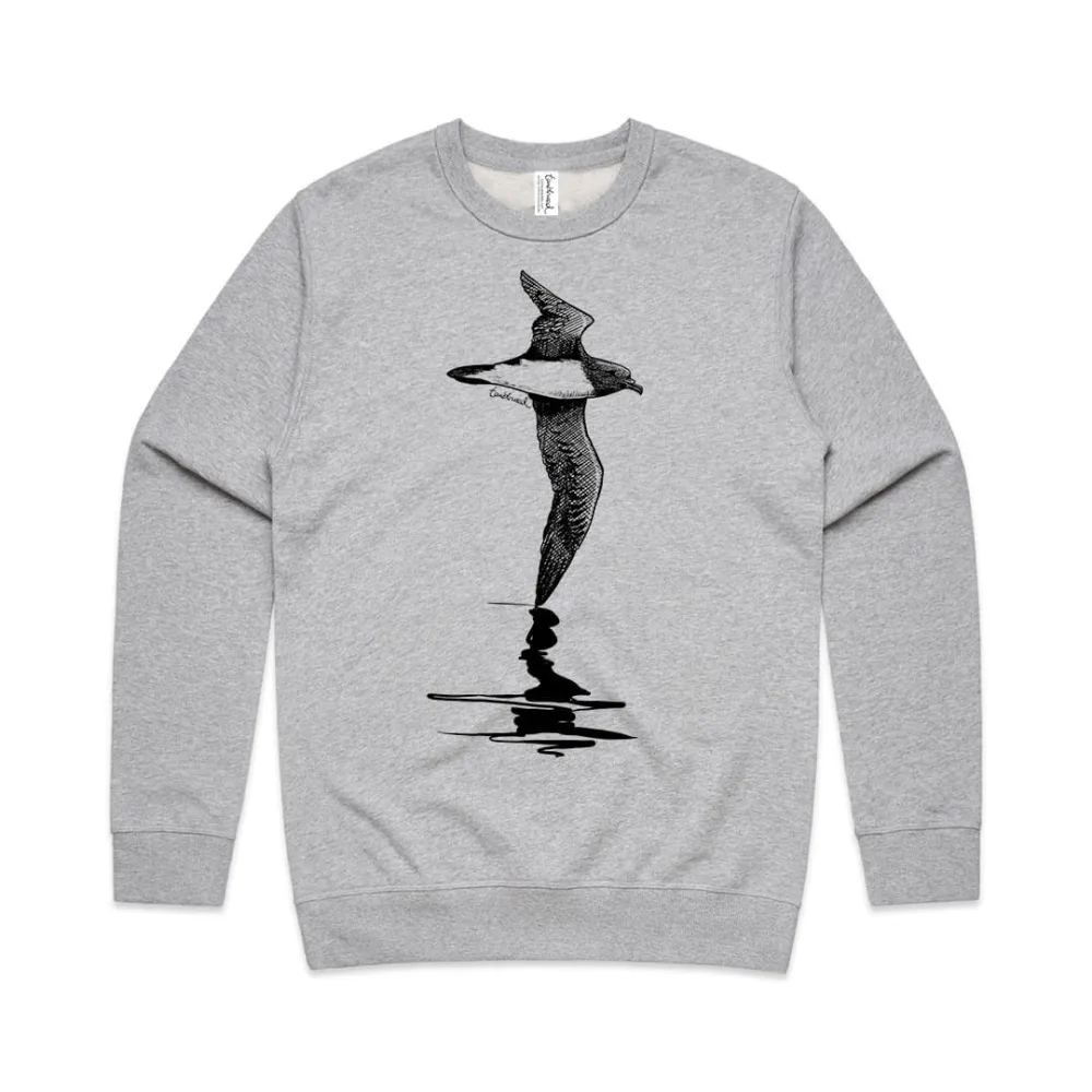 Simple and fashionable versatile sports shirt