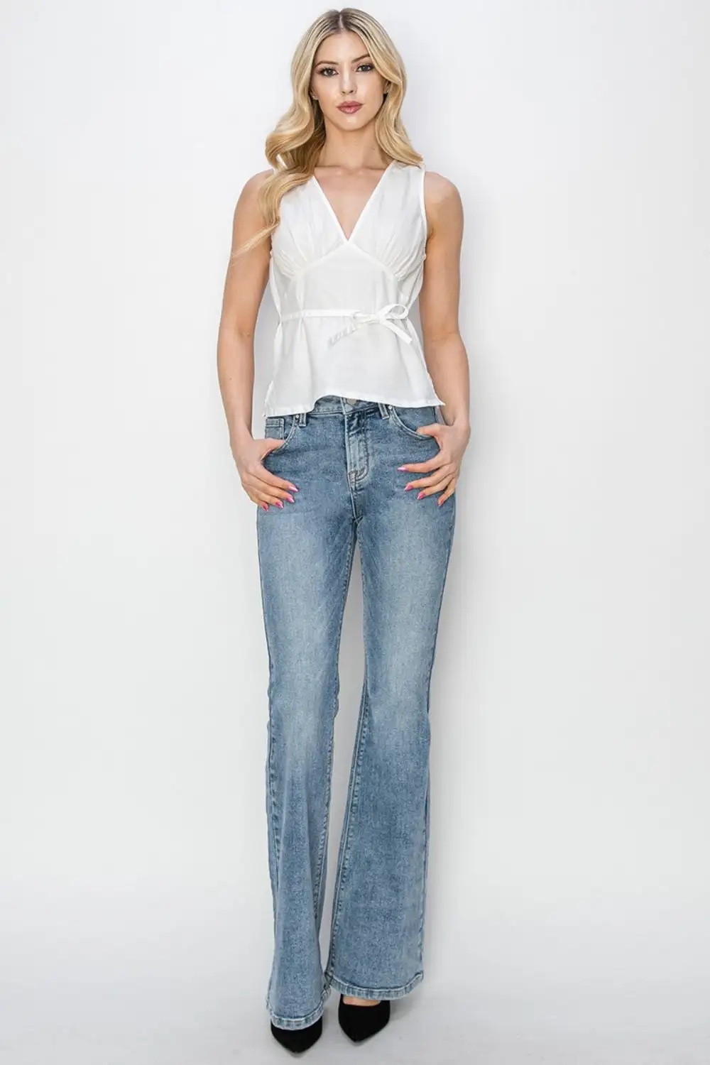 Pocketed Mid Rise Flare Leg Denim Jeans