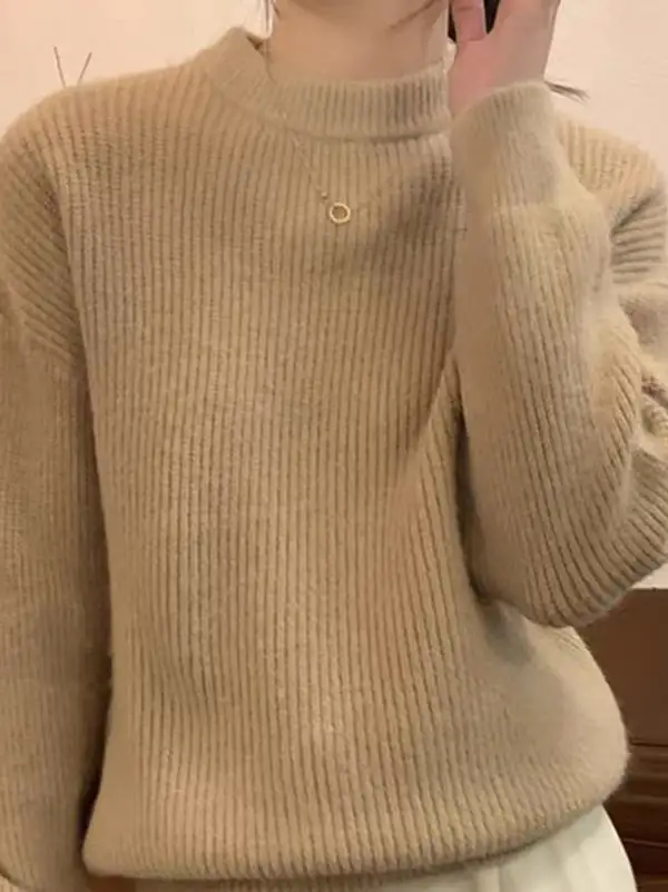 Round Neck Long Sleeve Relaxed Fit Pullover Sweater