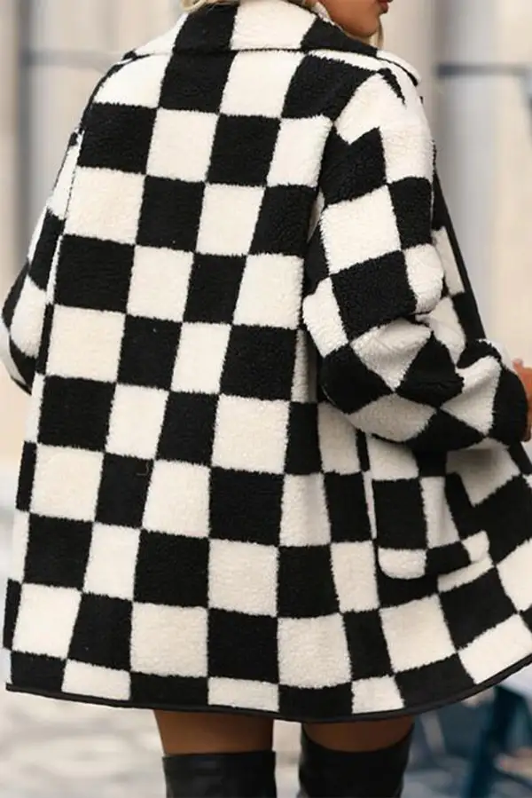 Checkered Side Pockets Collared Button Fleece Jacket