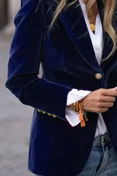 Refined Single-Button Lapel-Collar Long-Sleeve Blazer