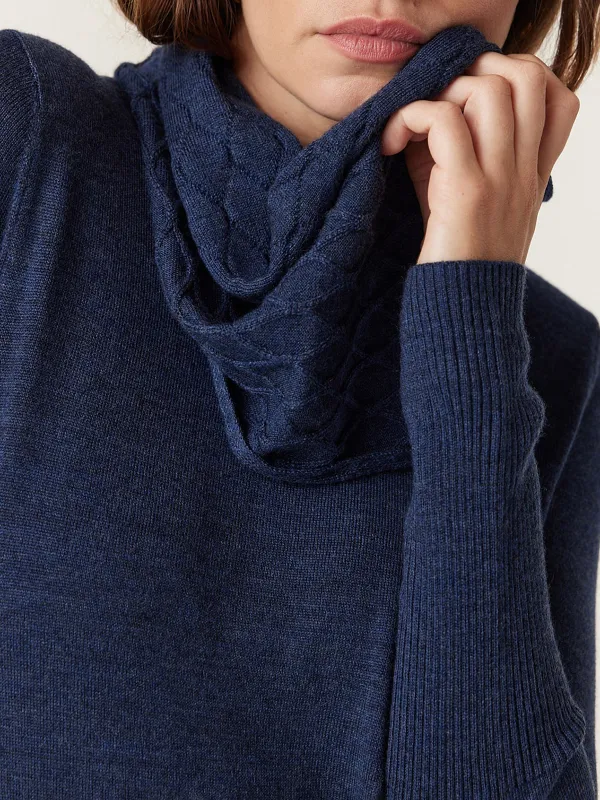 Ladies' Thick Plain Knitted Scarf