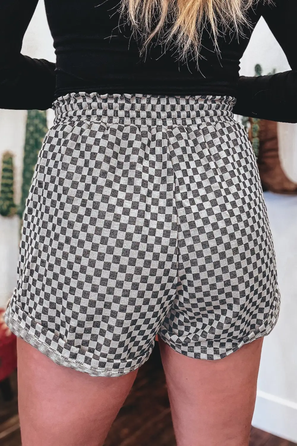 Classic Elastic Waist Drawstring Pocket Casual Shorts