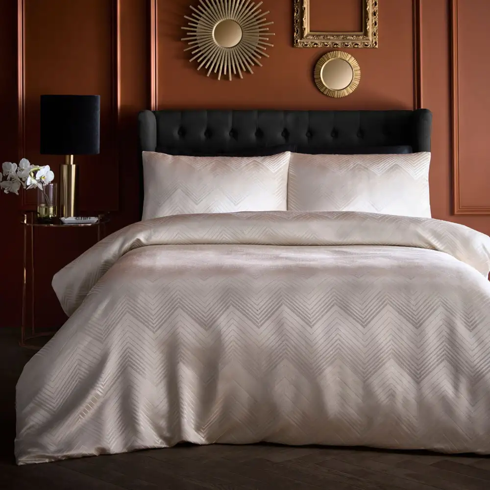 Refined Bedroom Reversible Geometric Duvet Cover Set