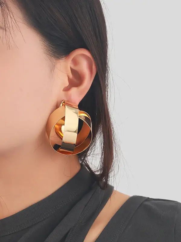 Polished Floral Drop Earrings