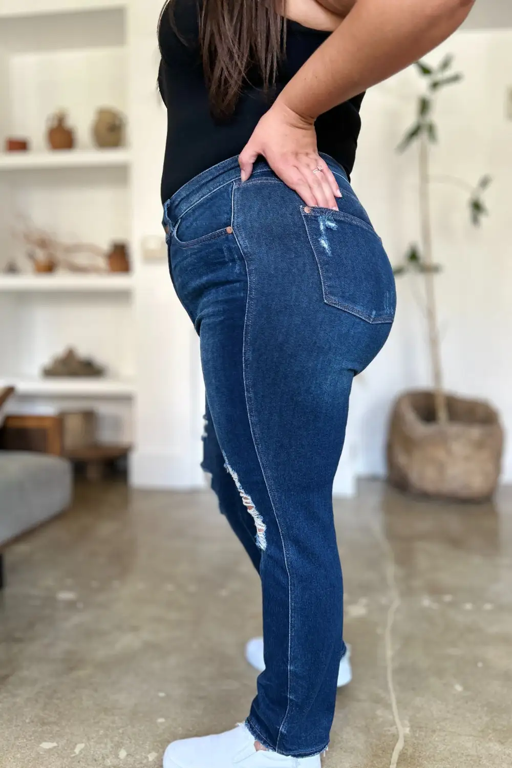High-Waist Raw-Hem Distressed Washed Straight Leg Jeans