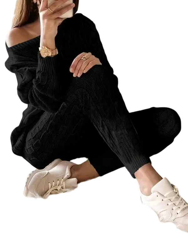 Women's Solid Sweater & Pants Set