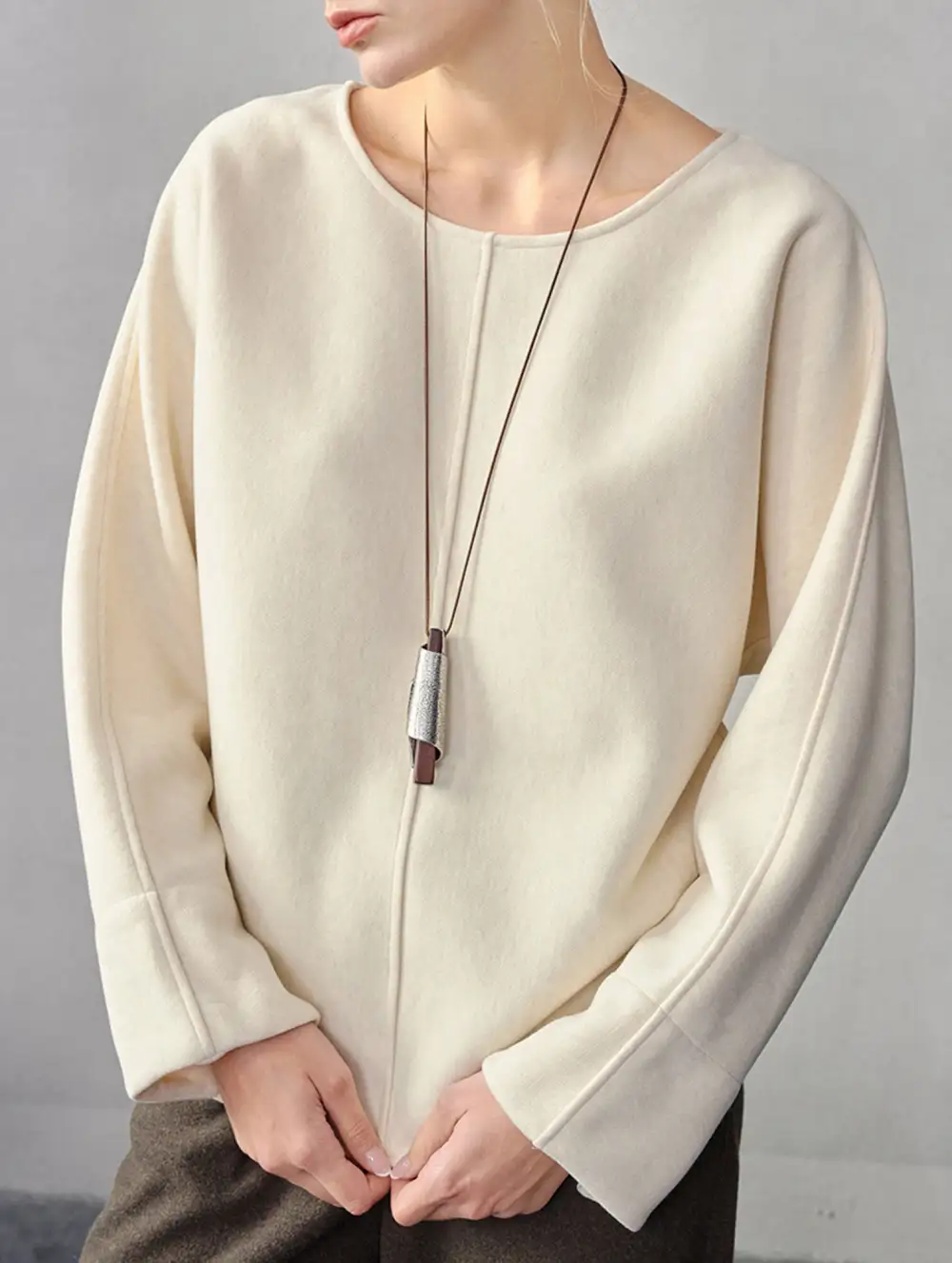 Crew Neck Loose Fit Long Sleeve Sweatshirt
