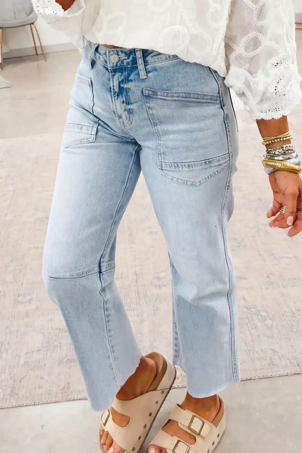 Straight Leg Pocketed Denim Jeans