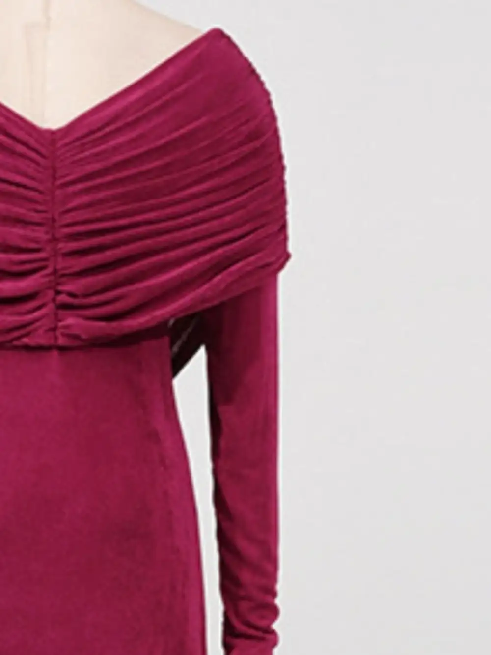 Comfort Fit Ruched Long Sleeve Maxi Dress