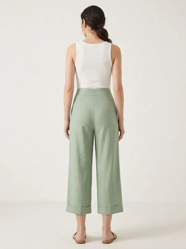 Comfort Buckle Detail Utility Look Women's Cropped Pants