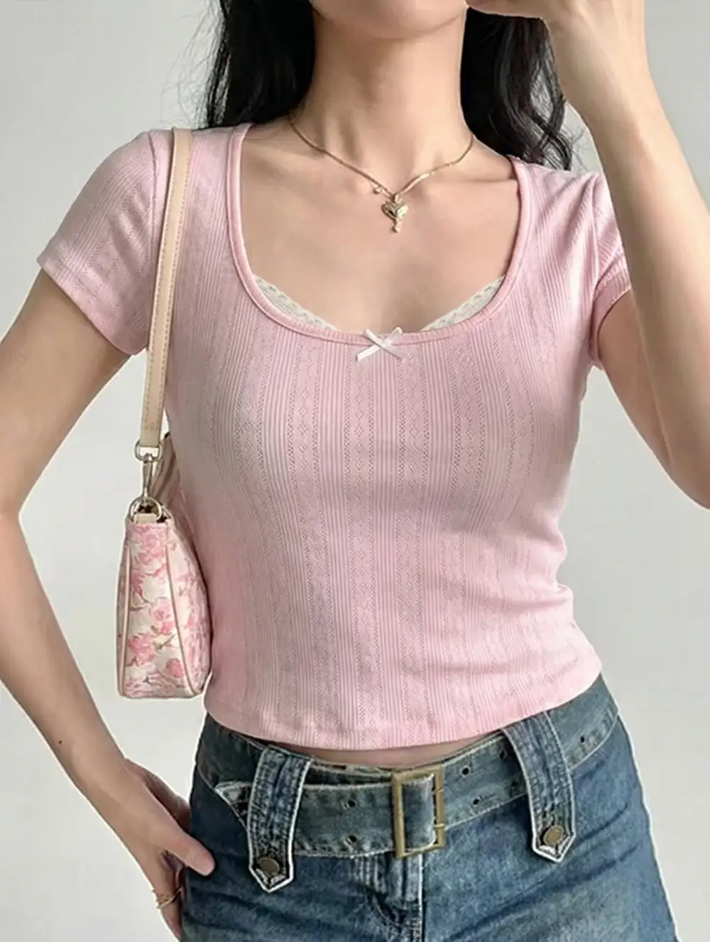 Lace Patch U Neck Crop Tee