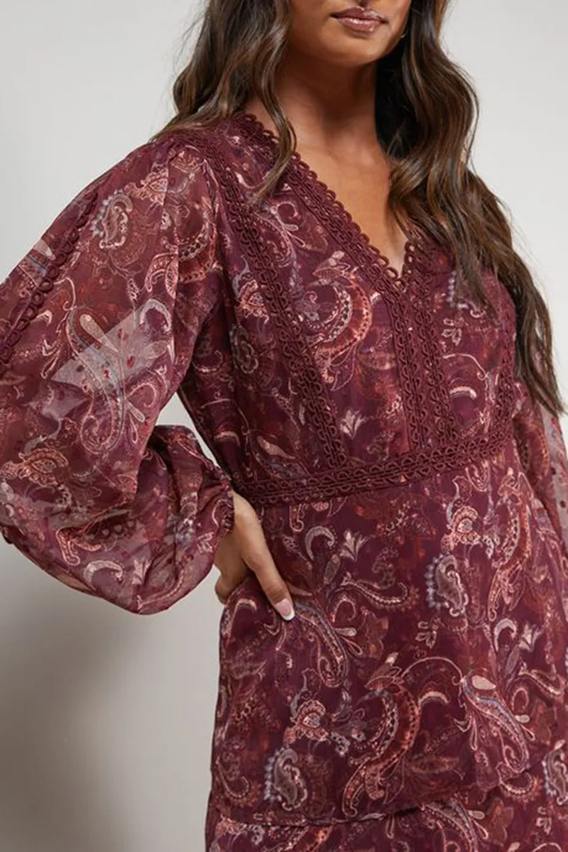 Casual Style V-neck Printed Lace Dress