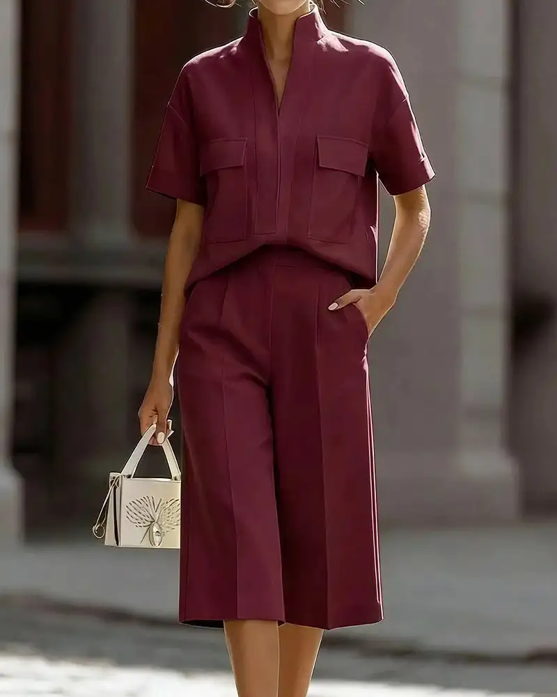 Short Sleeve Top and Cropped Pants Elegance Lounge Set