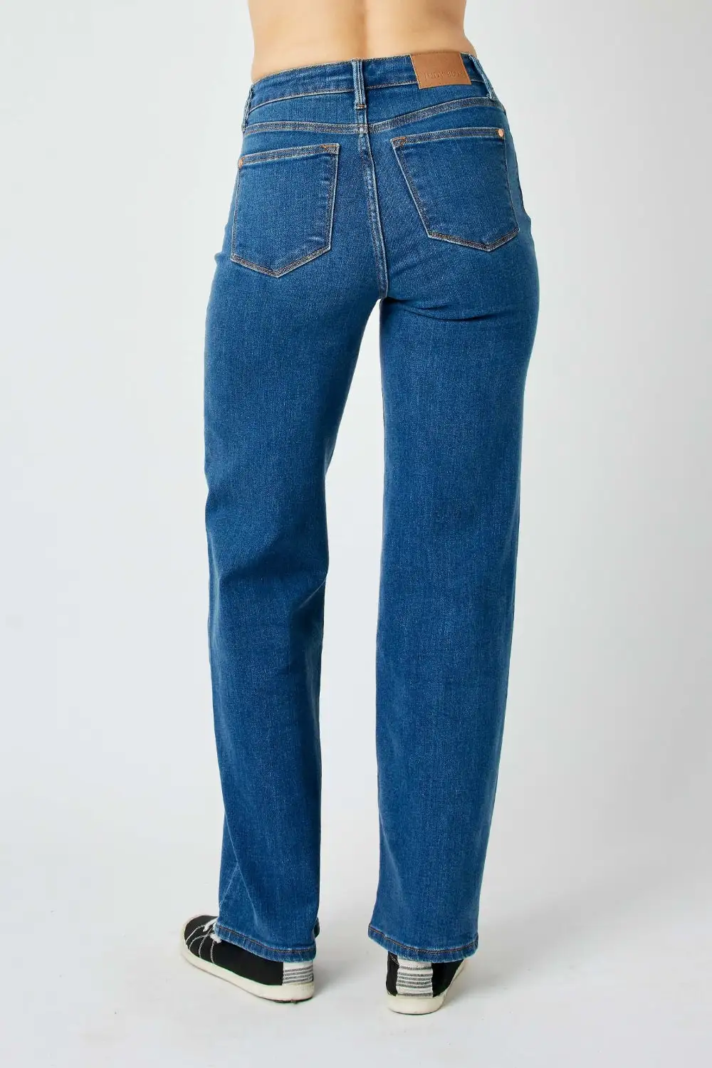 Refined High-Rise Washed Pocketed Stretch Straight Leg Jeans