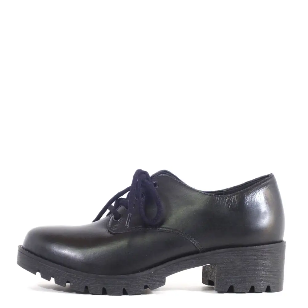 Chunky Lug Sole Lace Up Flats