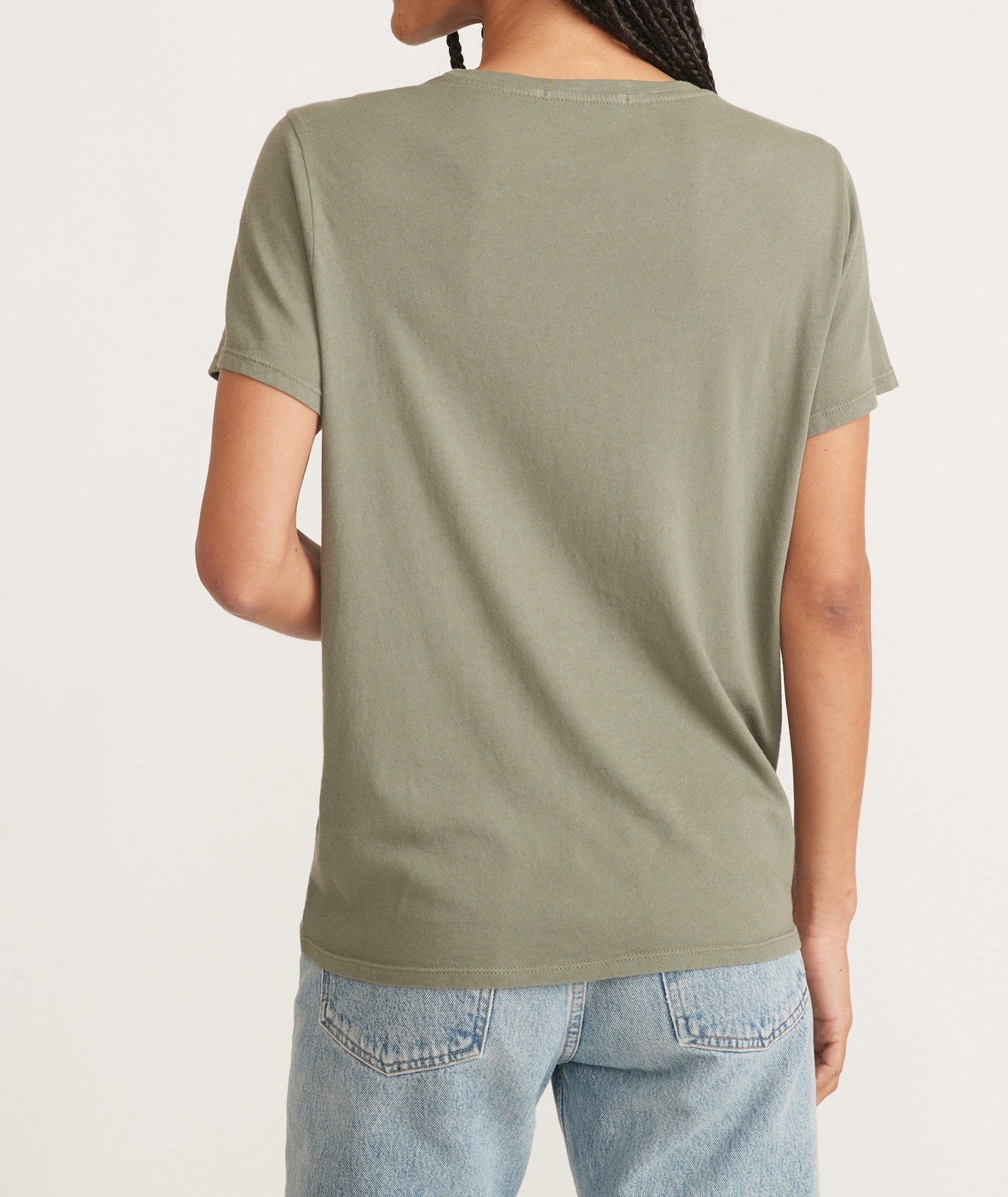 Breathable Crew Neck Lightweight Tee