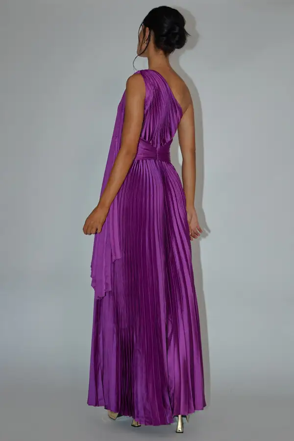 Polished One Shoulder Maxi Dress
