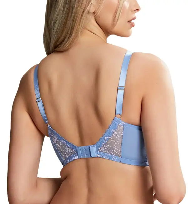 Gentle Plunge Underwire Bra