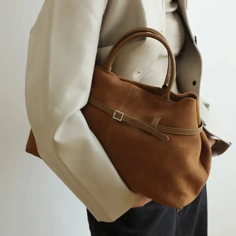 Structured Vintage Shoulder Bag