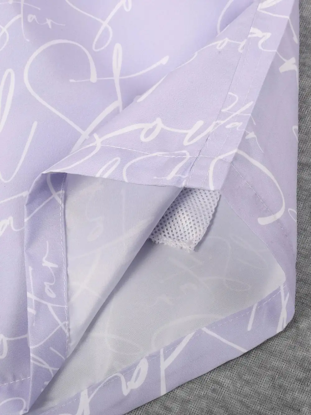 Men's Letter Print Drawstring Beach Shorts