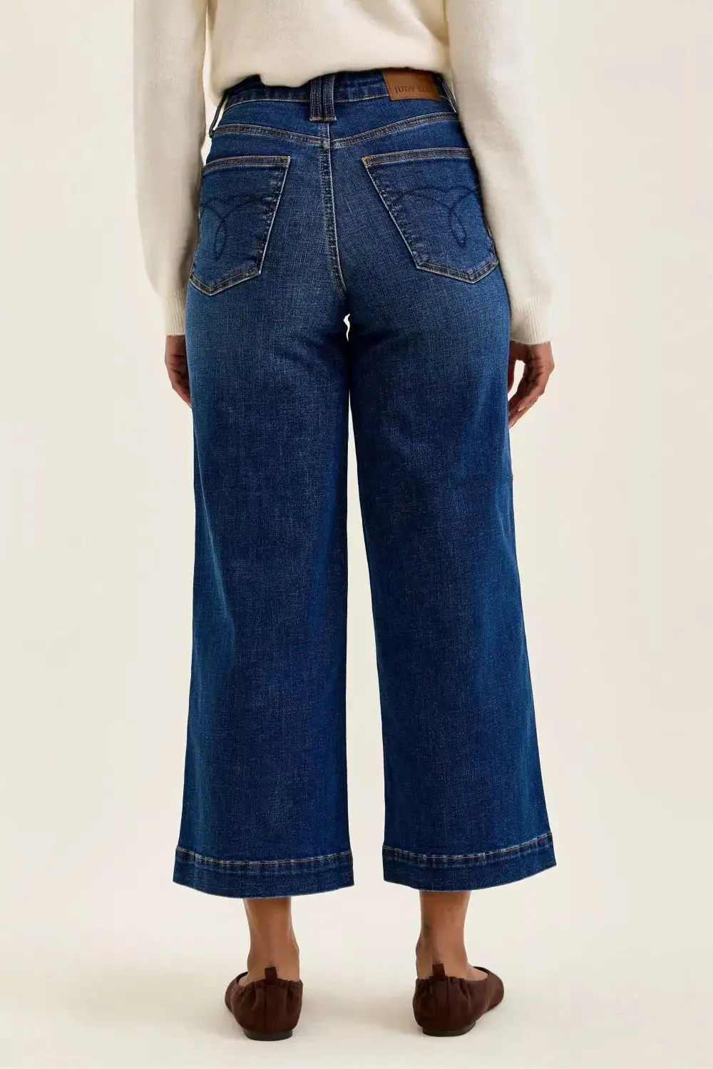 Easygoing High Rise Wide Leg Jeans