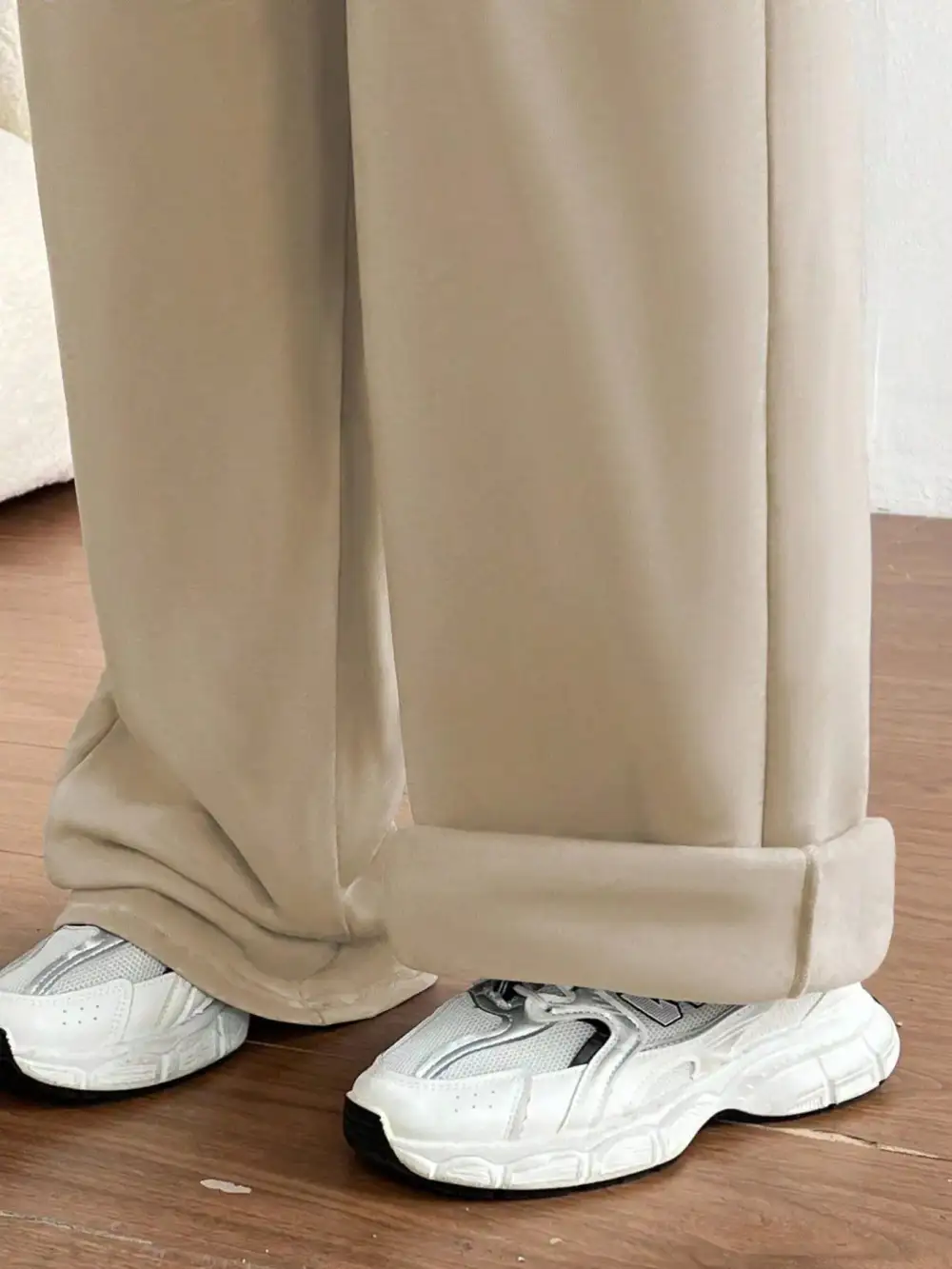 High-Waist Wide-Leg Drawstring Pocketed Sweatpants