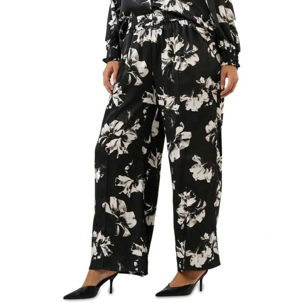 Everyday Wide-Leg Women's Trousers