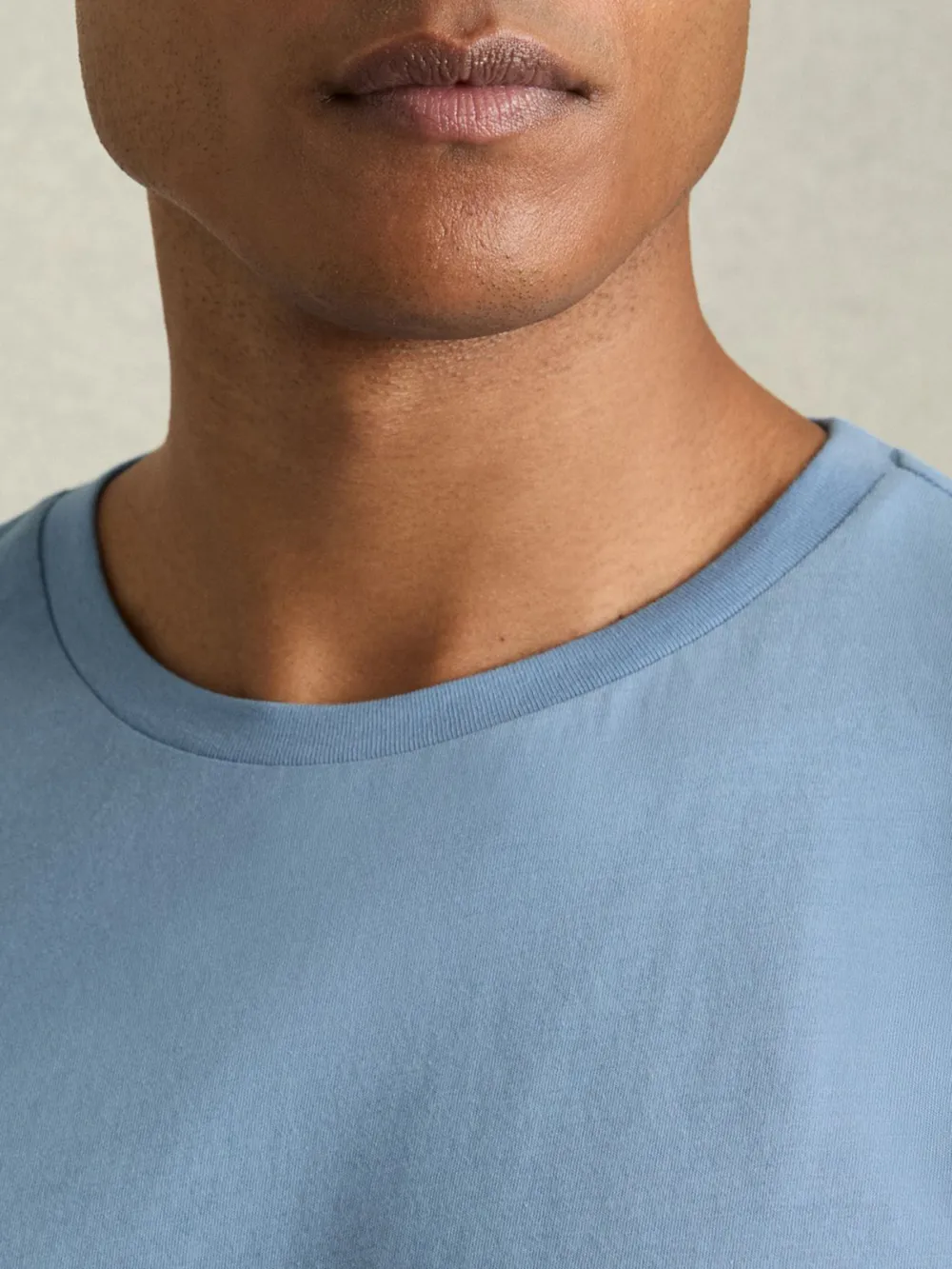 Classic All-Match Round Neck Short Sleeves