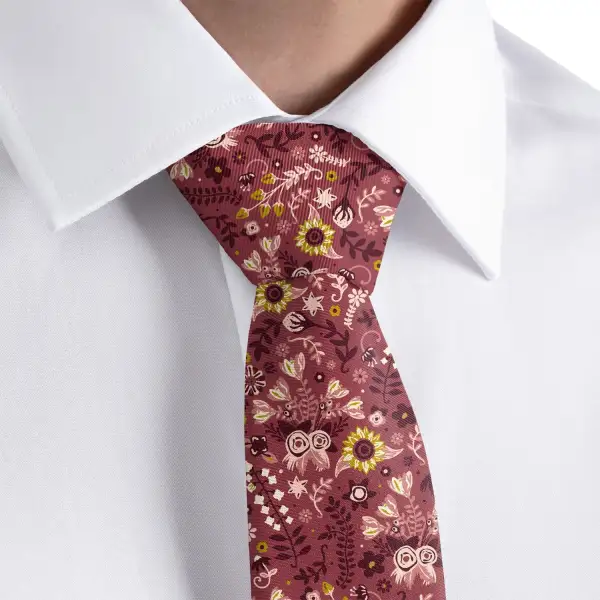Elegant Floral Pattern Necktie