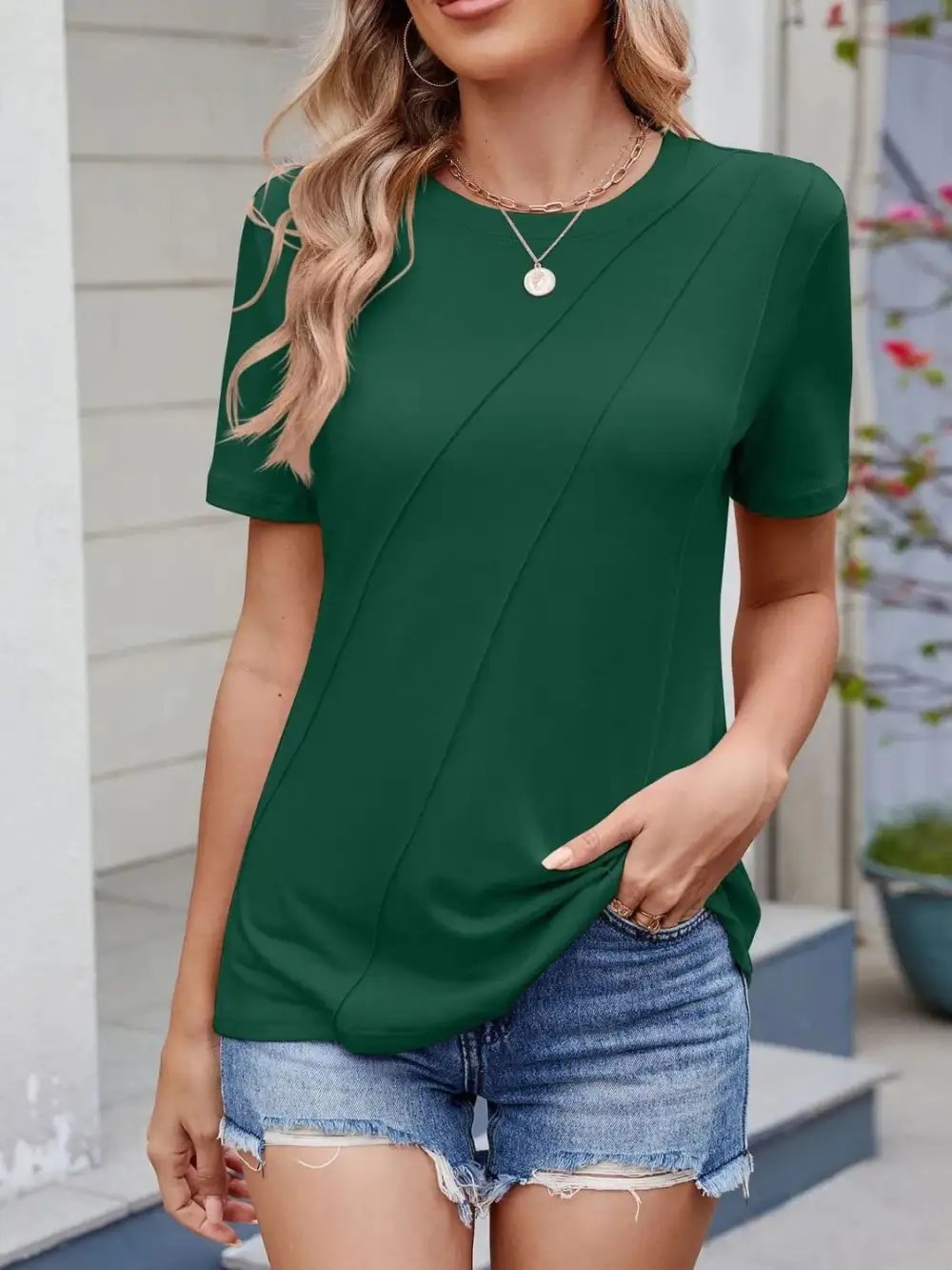 Smooth Round-Neck Short-Sleeve T-Shirt