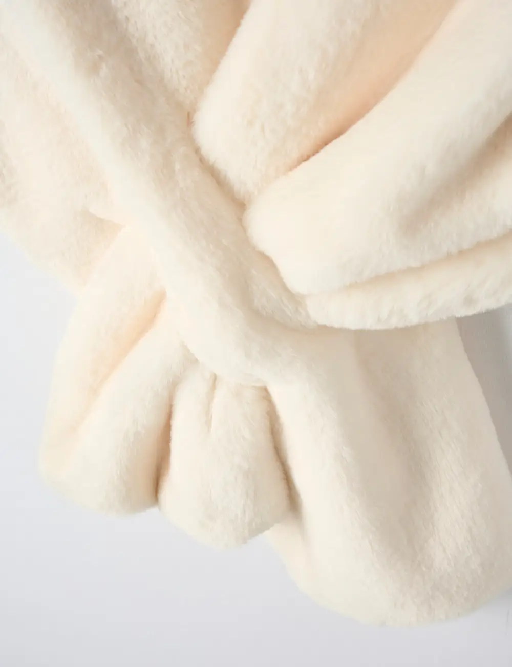 Cream-Colored Luxury Lady Scarf