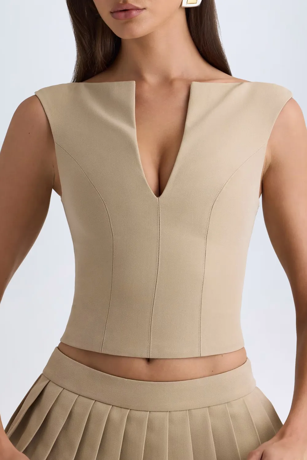 Trendy Short Solid Color Sleeveless Top