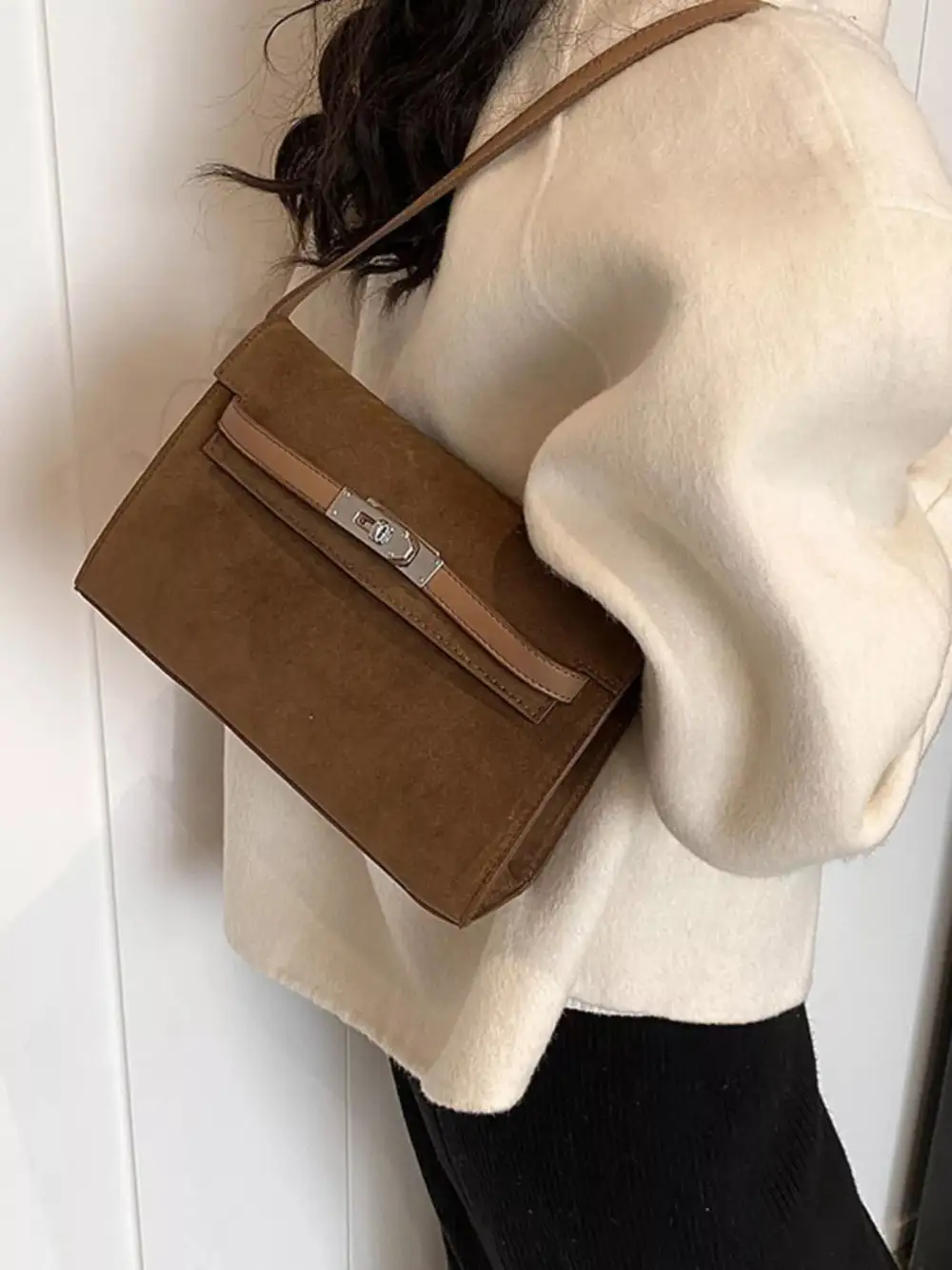 Solid Color Buckle Shoulder Bag