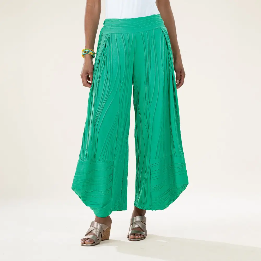 Waves Stitched Wide Leg Capris