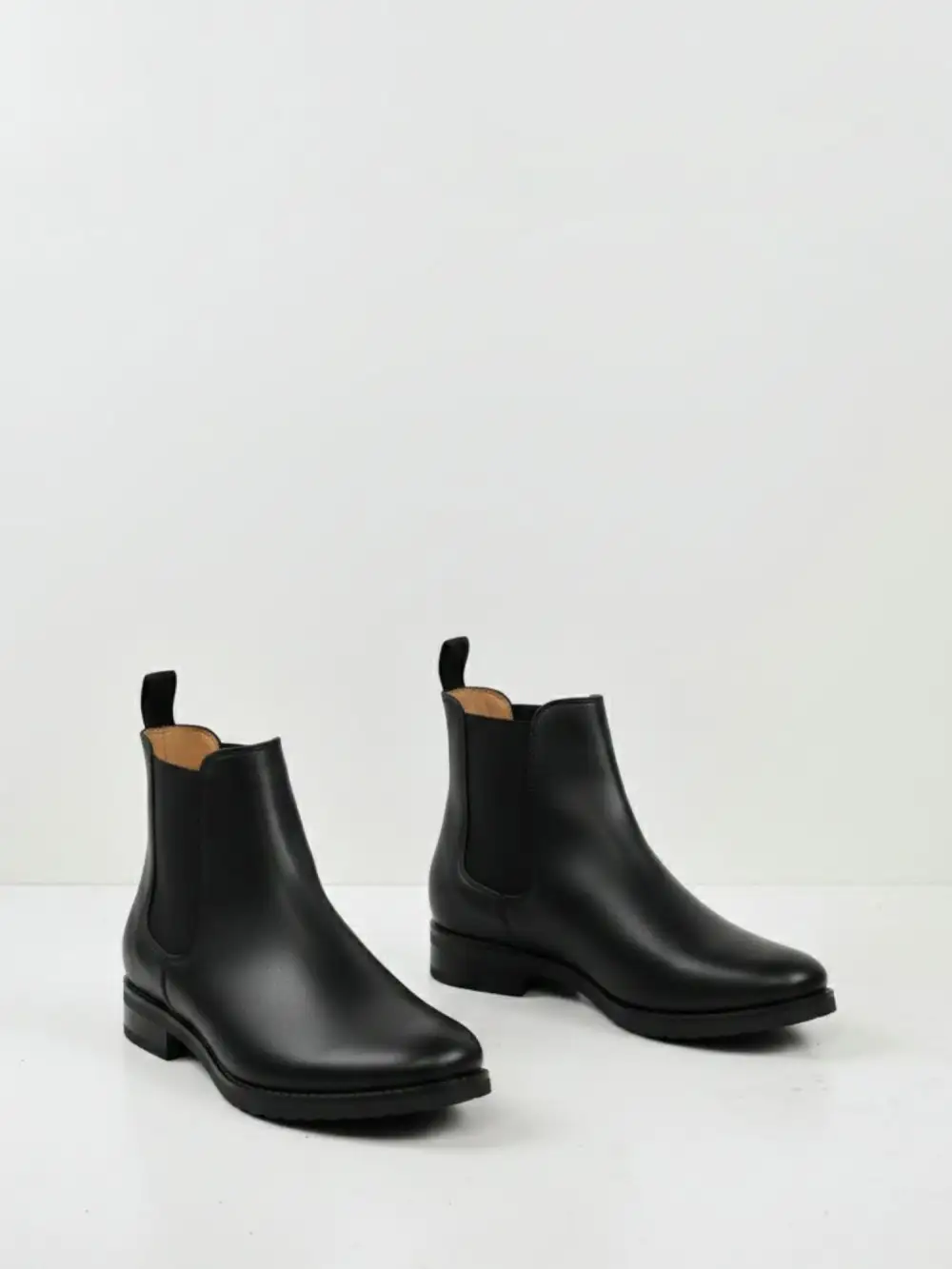 Women's Streamlined Casual Water Resistant Vegan Leather Chelsea Boots