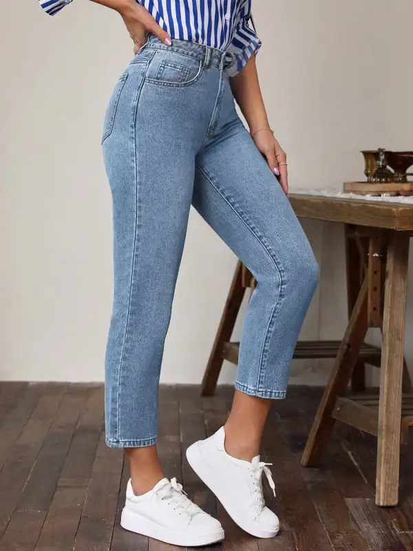 High Waist Pocket Detail Denim Jeans