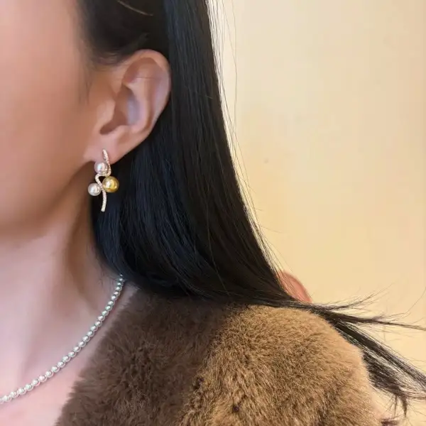 Pearl & Zircon Dangle Earrings