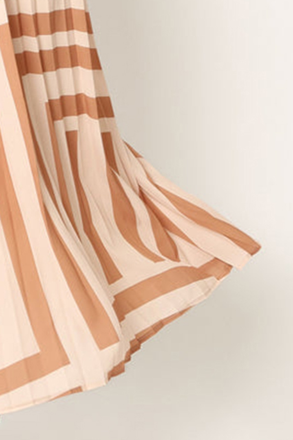 PLEAT MIDI SKIRT - TAN