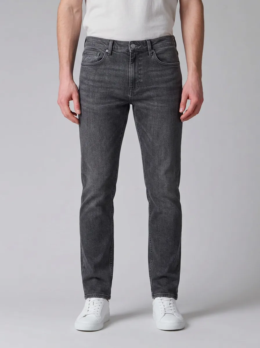Men's Classic Flexible Mountain Logo Stretch Denim Jeans