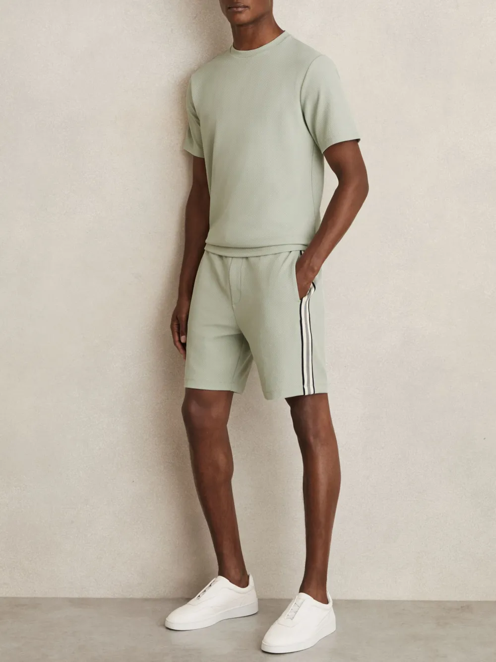 Solid Color Casual All-Match Men's Short Sleeve