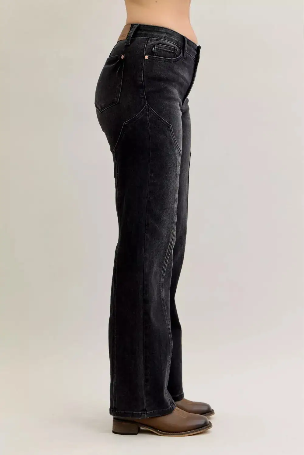 Relaxed Mid-Rise Washed Pocketed Stretch Straight Leg Jeans