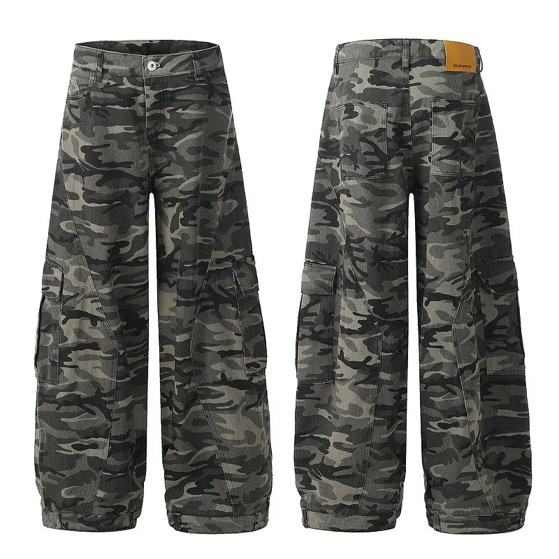 Camouflage Wide-Leg Cargo Pants