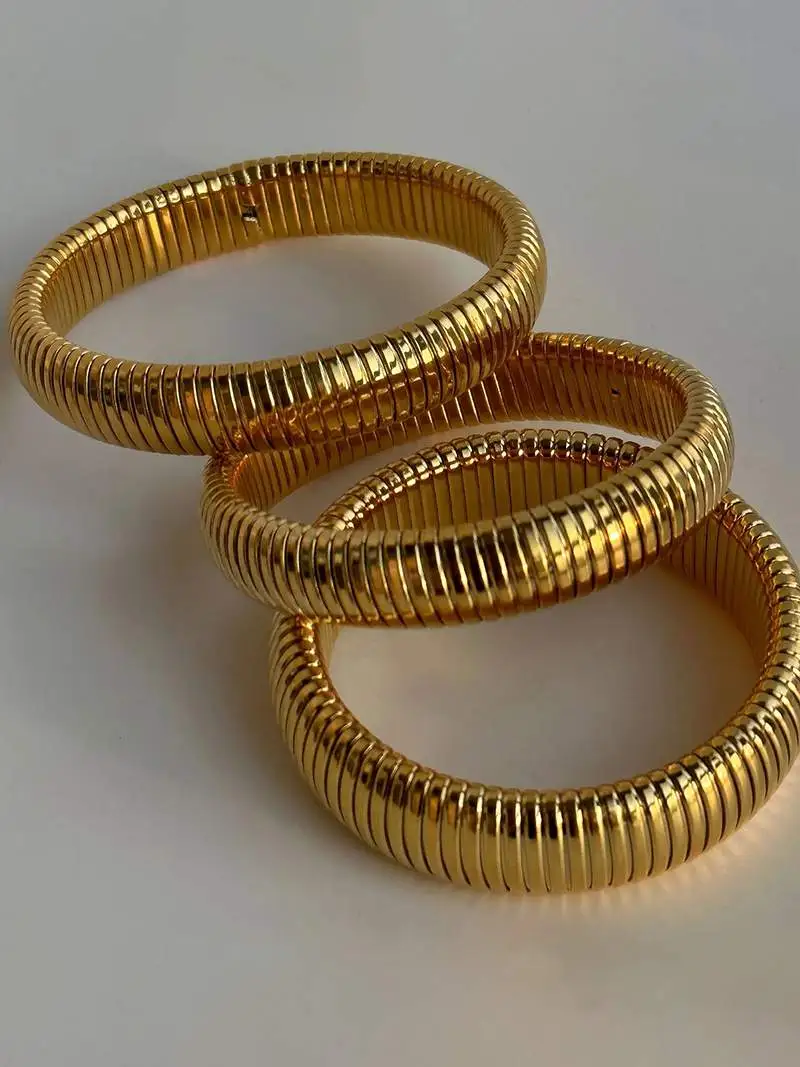 Open Ribbed Bracelet